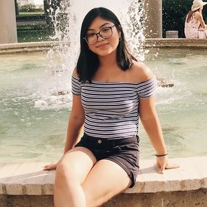 Meet your Posher, Shela